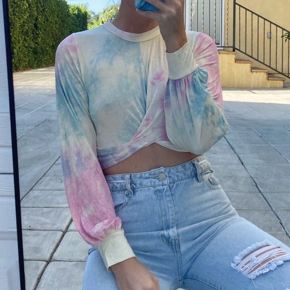 Beach Riot Top - Picture 2 of 6